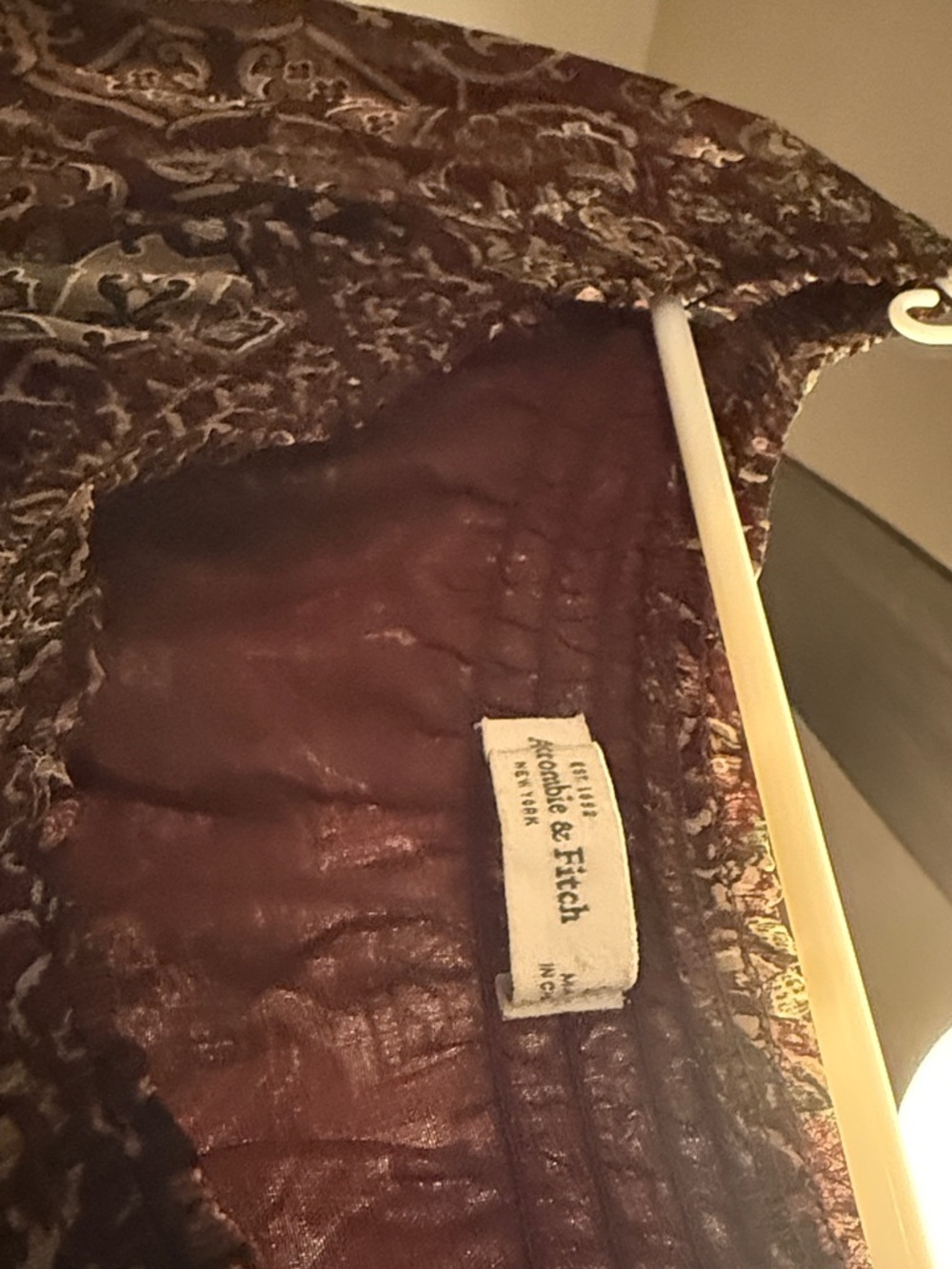 Abercrombie & Fitch Maroon Paisley Maxi Dress - Picture 2 of 8